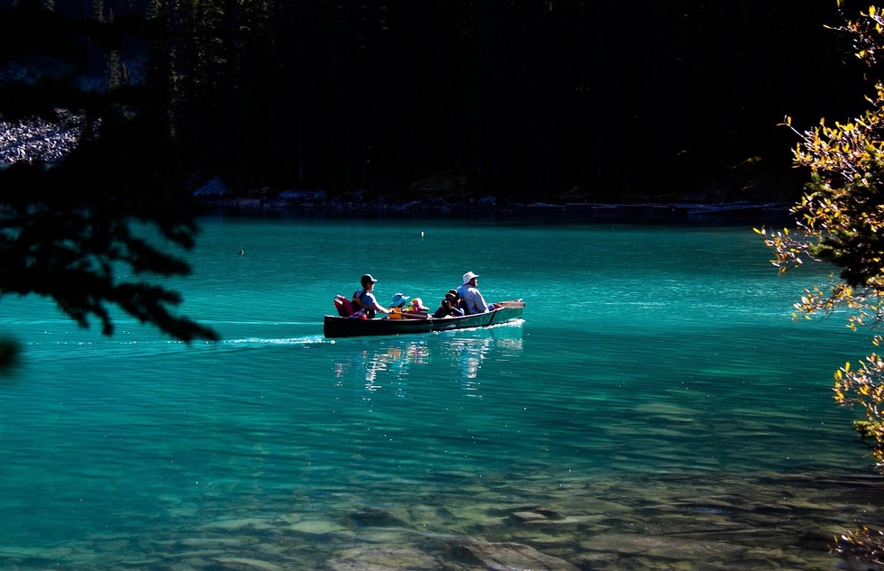 Moraine Lake at Banff National Park in Alberta, Canaa