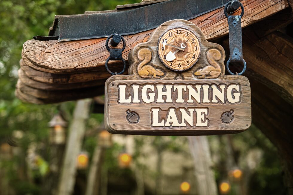 pre-planning disney world: lightning lane and virtual queue