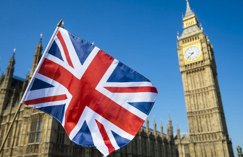 What to Know About the U.K.’s New Online Application and Entry Fee for Visitors | Frommer's